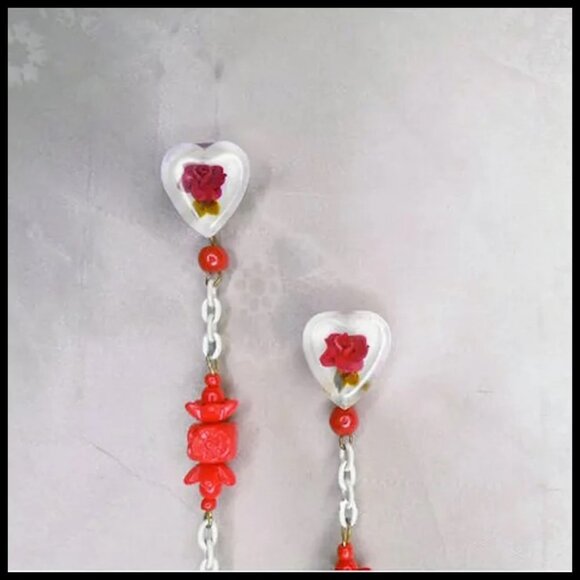 Red Long Dangle Earrings, Carved Lucite Roses Hearts , Recycled Vintage - Picture 5 of 8